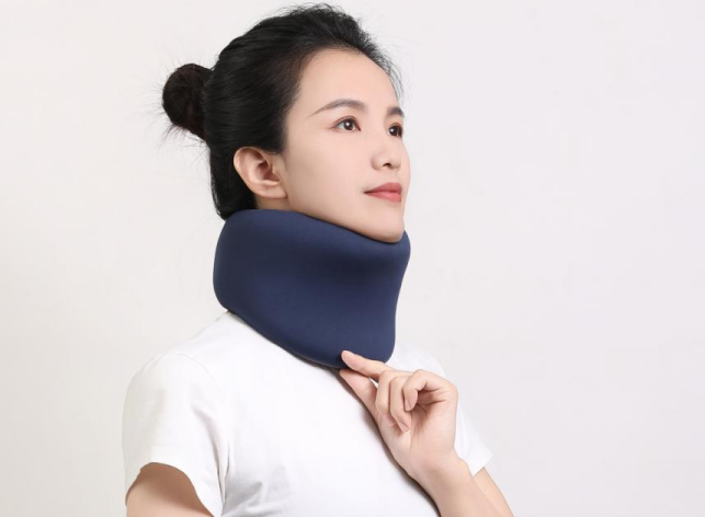 颈部固定器